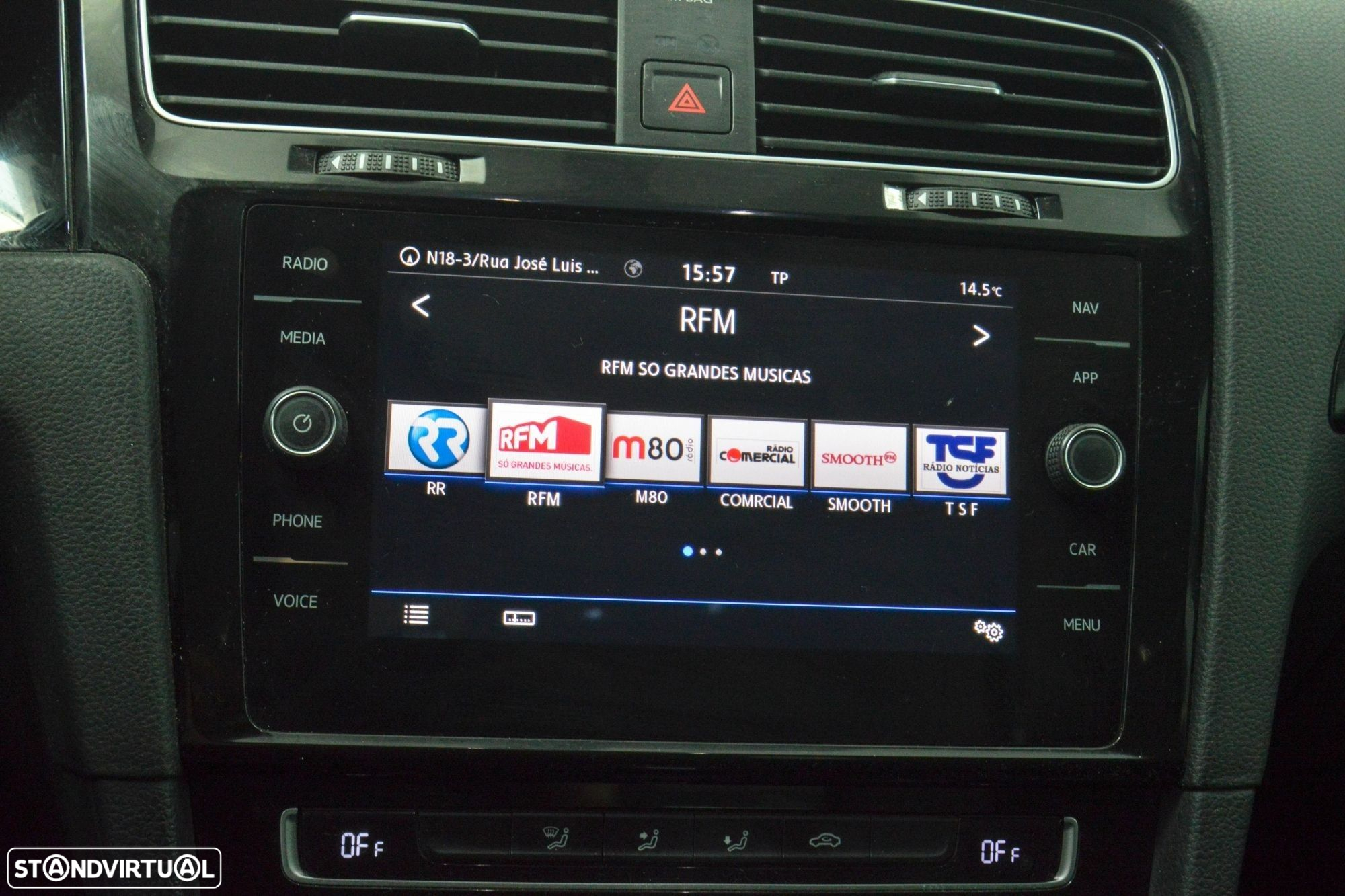 VW Golf Variant 2.0 TDi Highline DSG - 36
