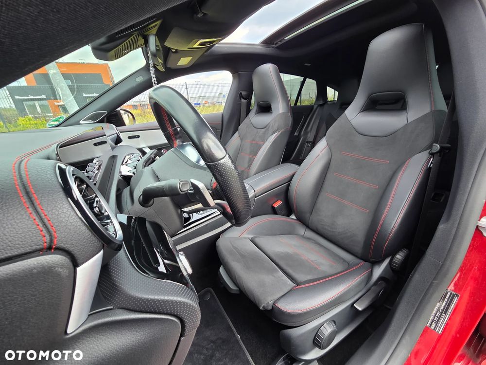 Mercedes-Benz CLA 250 e 8G-DCT AMG Line - 15