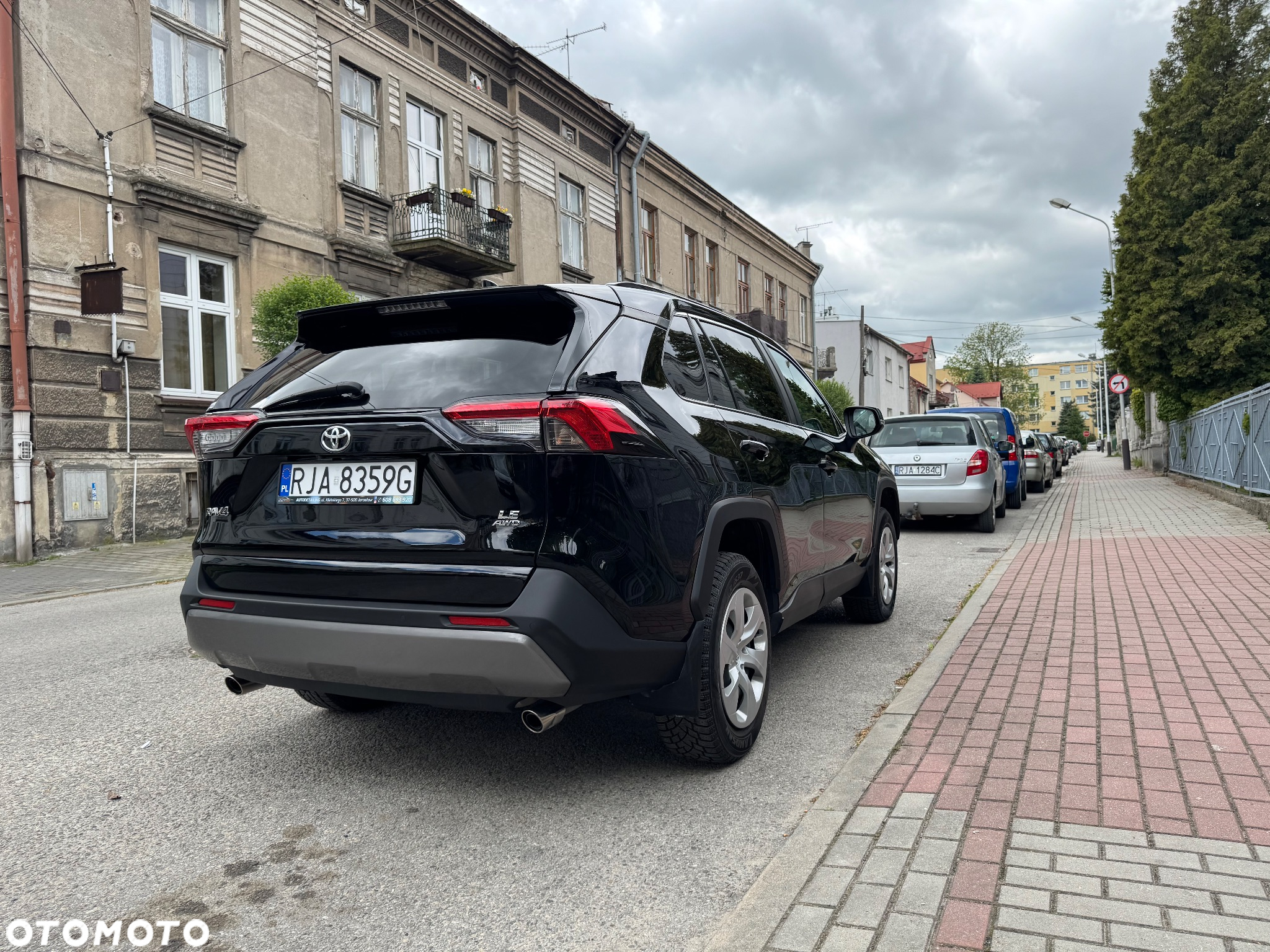 Toyota RAV4 - 24