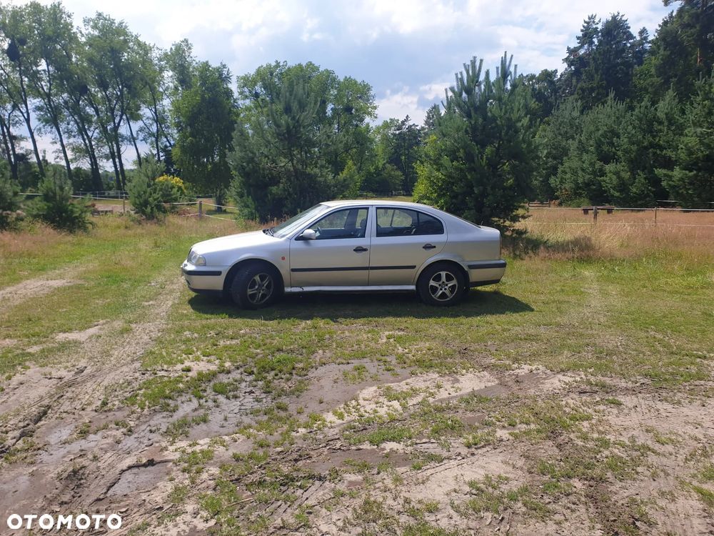 Skoda Octavia 1.8T SLX - 6