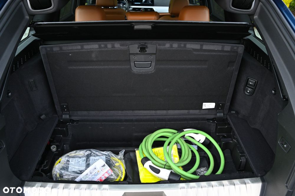 BMW Seria 5 - 36