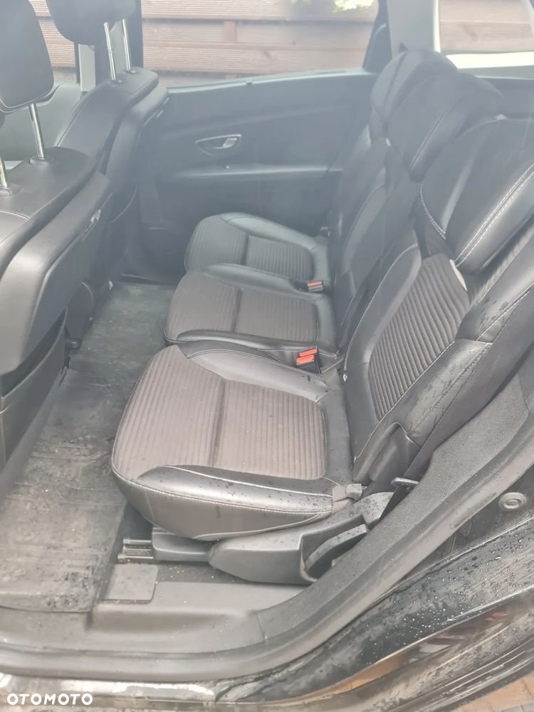 Renault Scenic 1.6 dCi SL Touch - 10