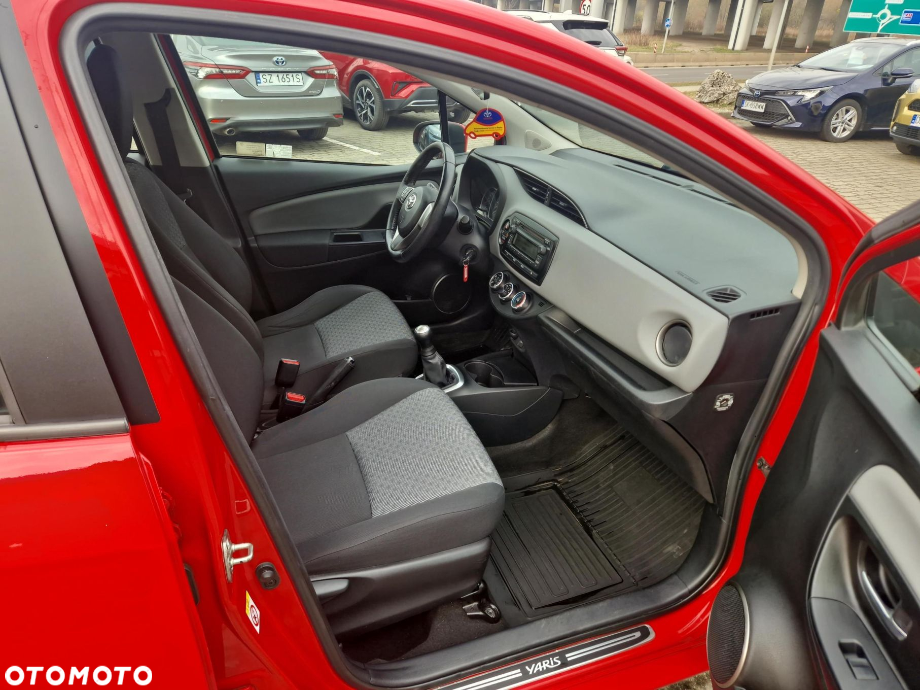 Toyota Yaris 1.0 Active EU6 - 17