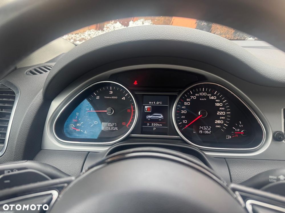 Audi Q7 3.0 TDI DPF clean diesel Quattro Tiptronic - 20