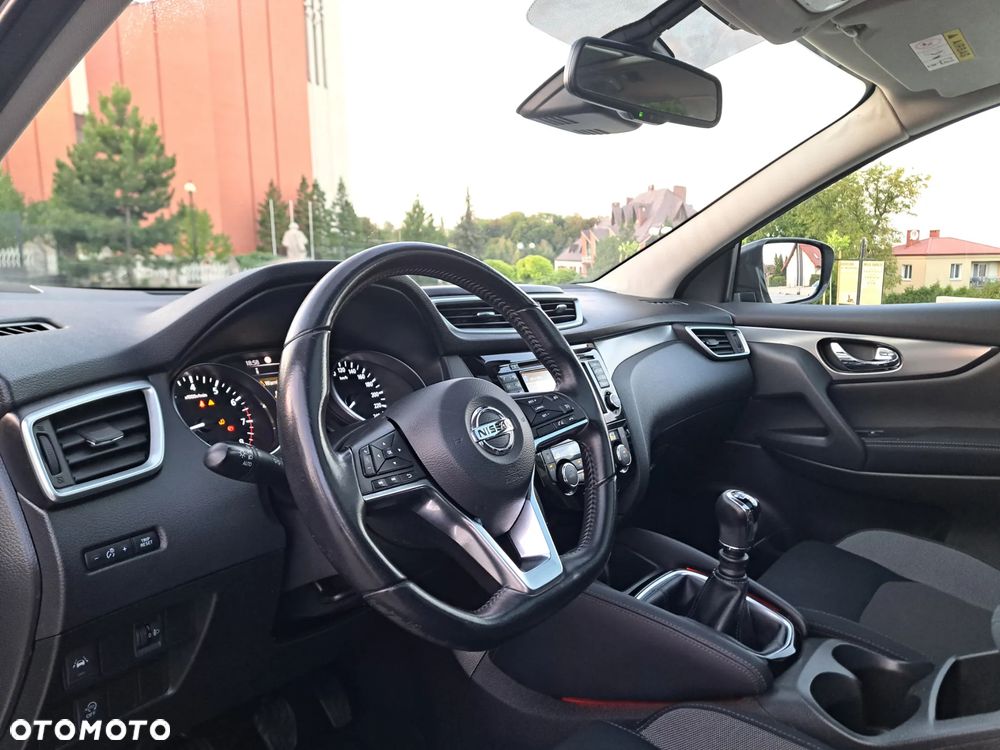 Nissan Qashqai 1.2 DIG-T Tekna EU6 - 24