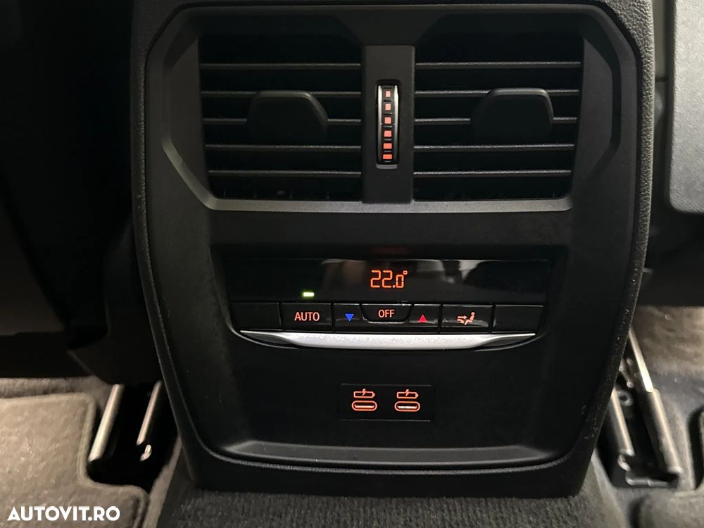 BMW M4 M440i xDrive - 27