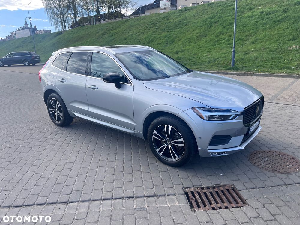Volvo XC 60 T6 AWD Geartronic Momentum Pro - 5