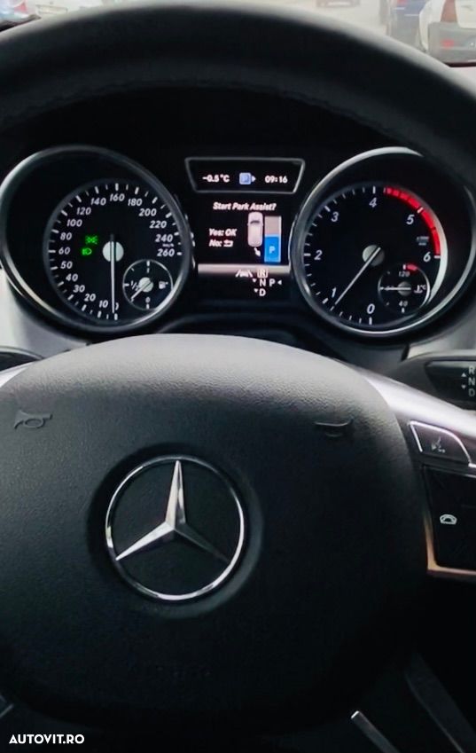 Mercedes-Benz ML 350 BlueTEC 4MATIC 7G-TRONIC - 7