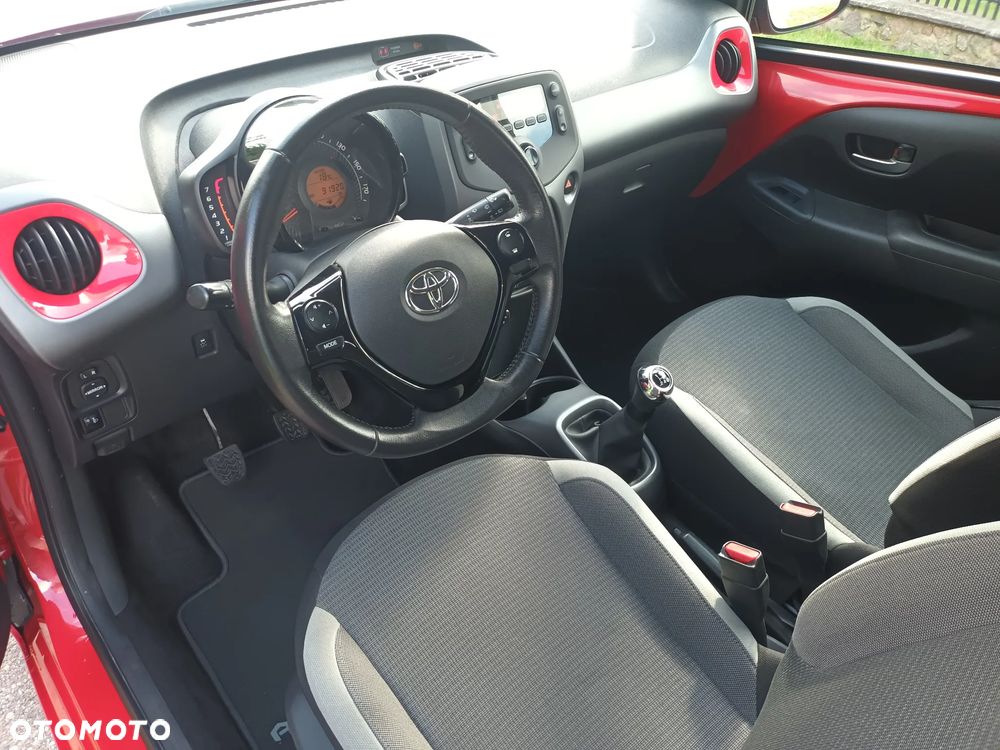 Toyota Aygo 1.0 VVT-i Color Edition - 9