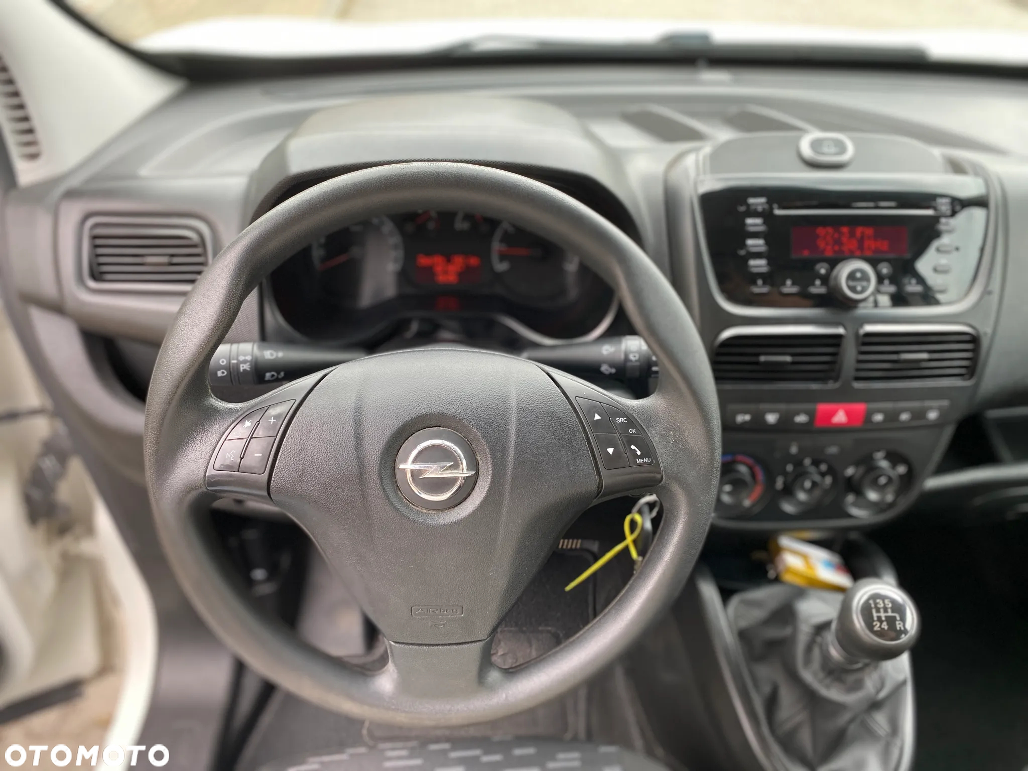 Opel COMBO - 14