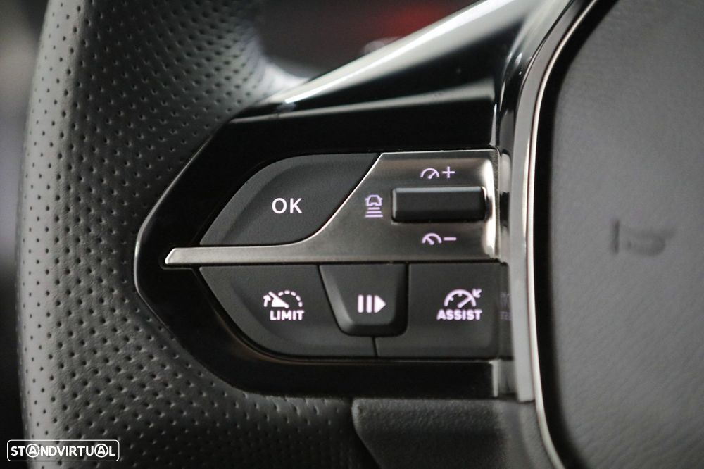 Peugeot 408 1.2 Hybrid GT e-DCS6 - 19