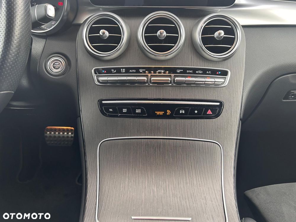 Mercedes-Benz GLC 220 d 4-Matic - 27