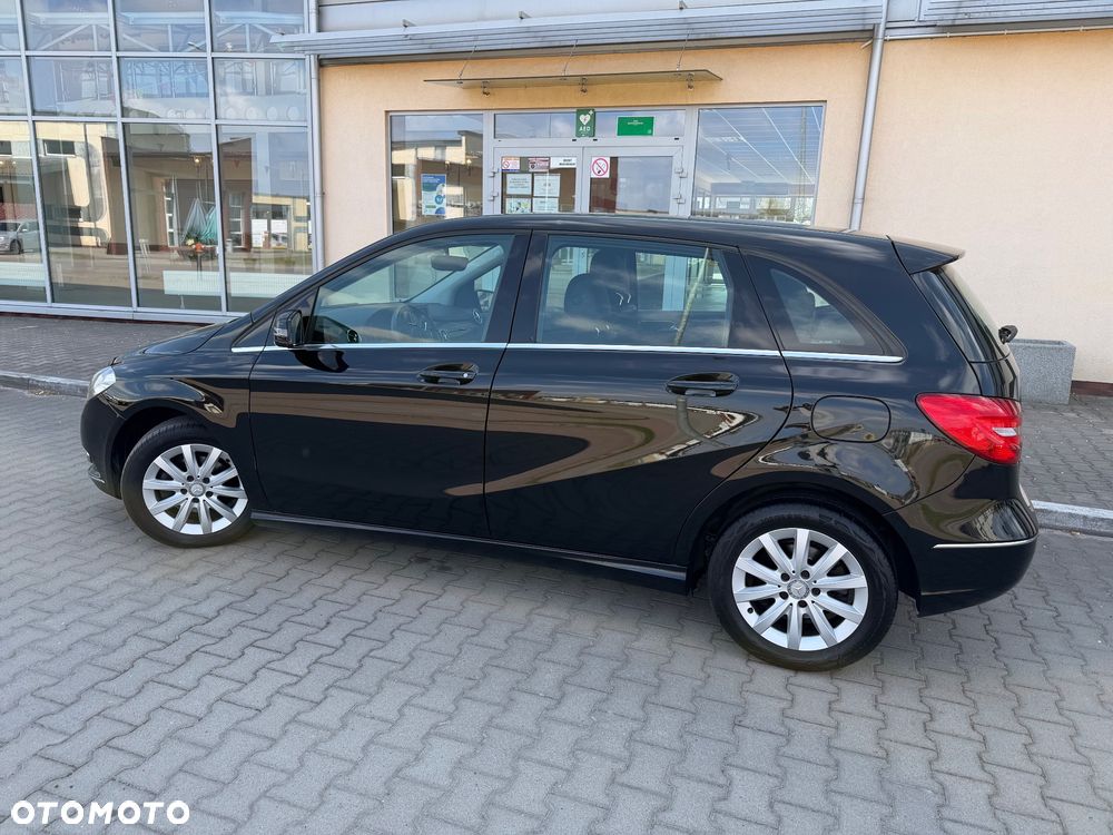 Mercedes-Benz Klasa B 180 d BlueEFFICIENCY Edition - 14