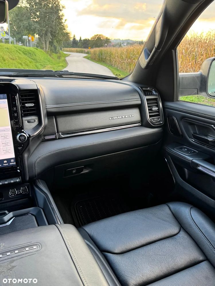 RAM 1500 5.7 Crew Cab Limited - 16