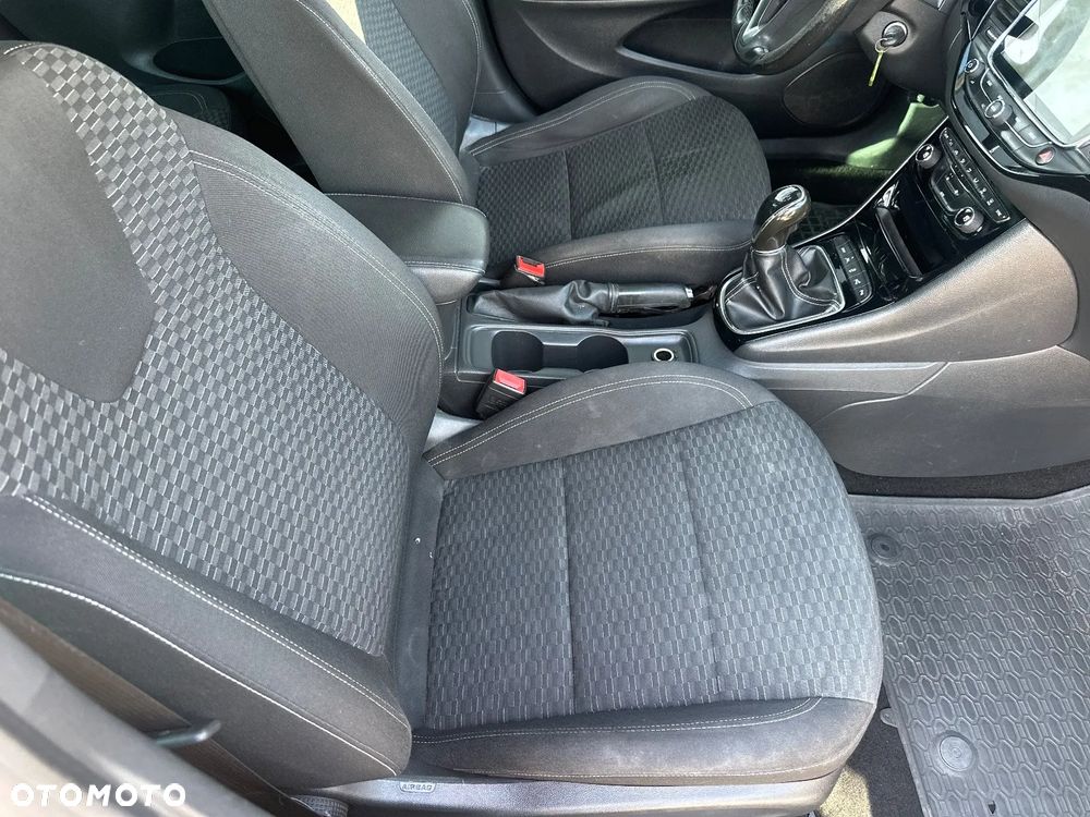 Opel Astra 1.4 T Dynamic - 12