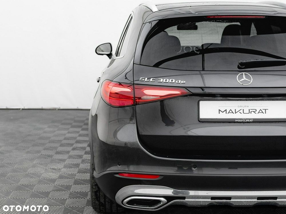 Mercedes-Benz GLC - 11