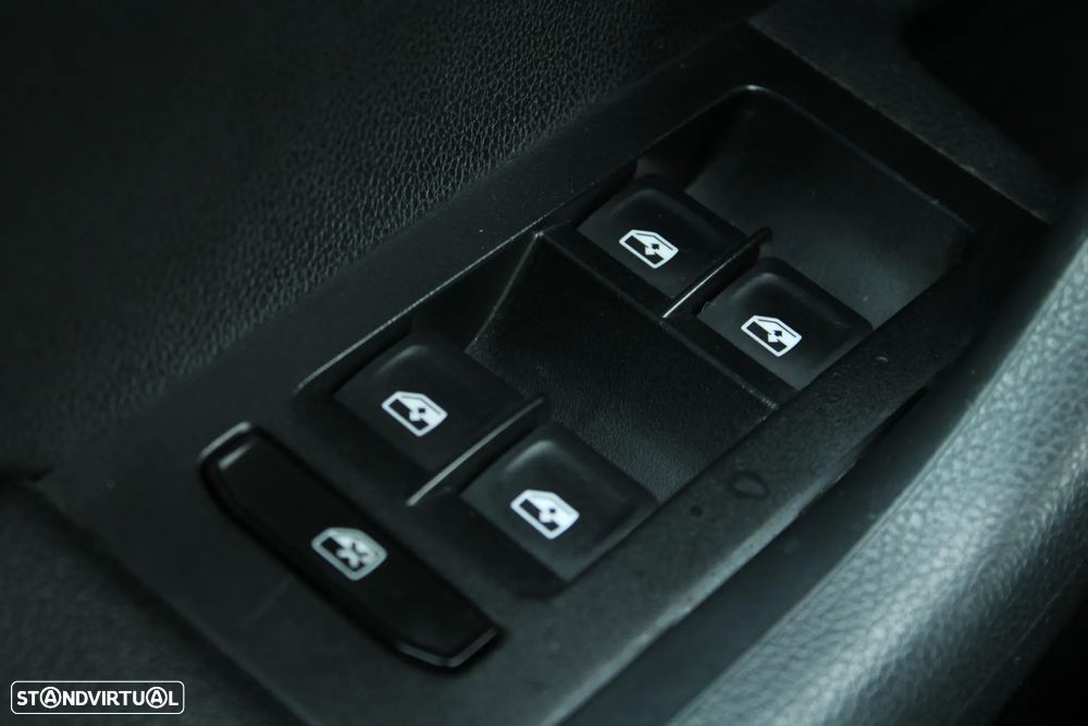 Skoda Octavia 1.6 TDI Business Line DSG - 31