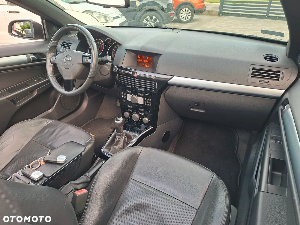 Opel Astra 1.8 Cosmo - 27