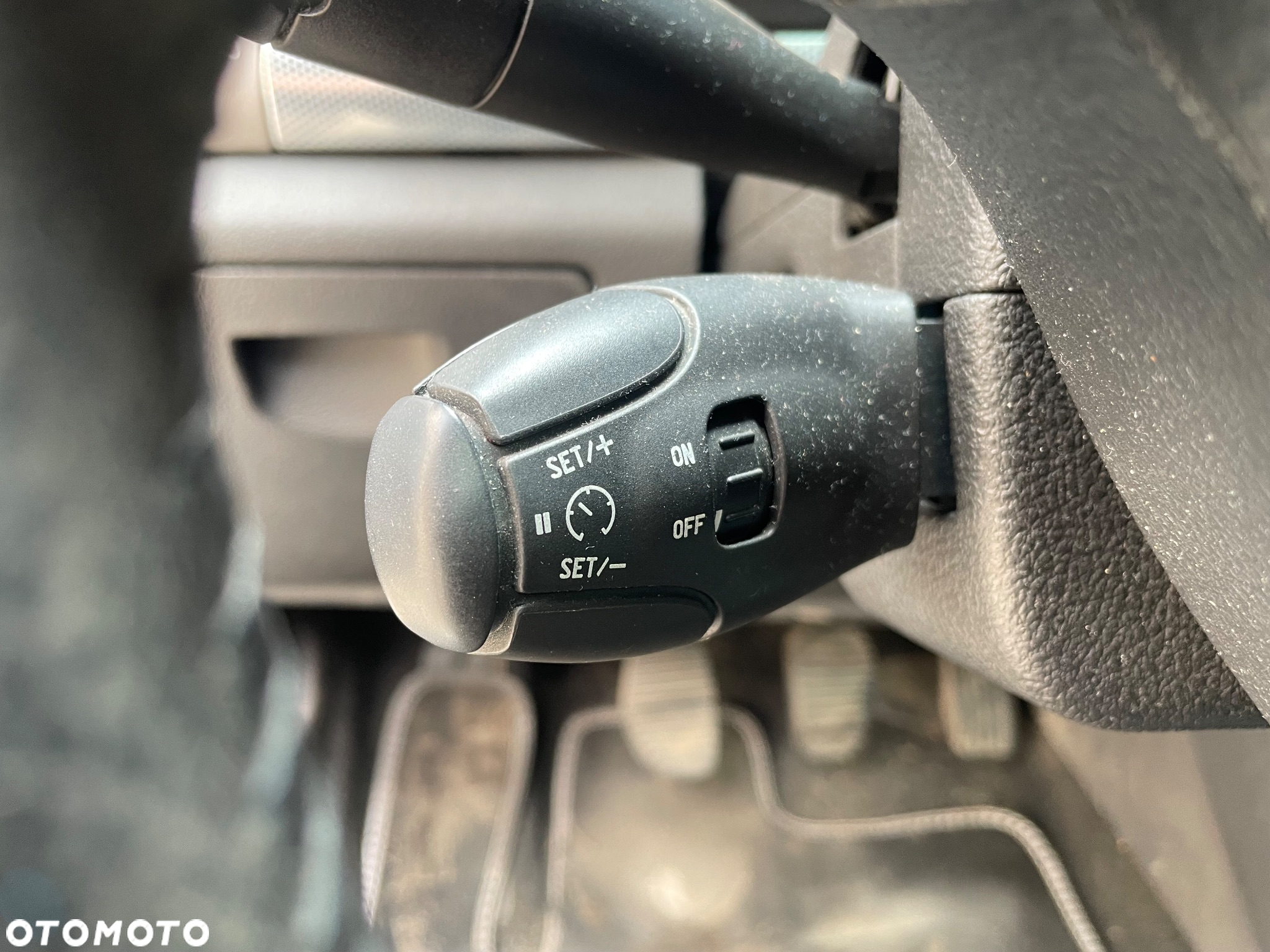 Peugeot 407 - 12