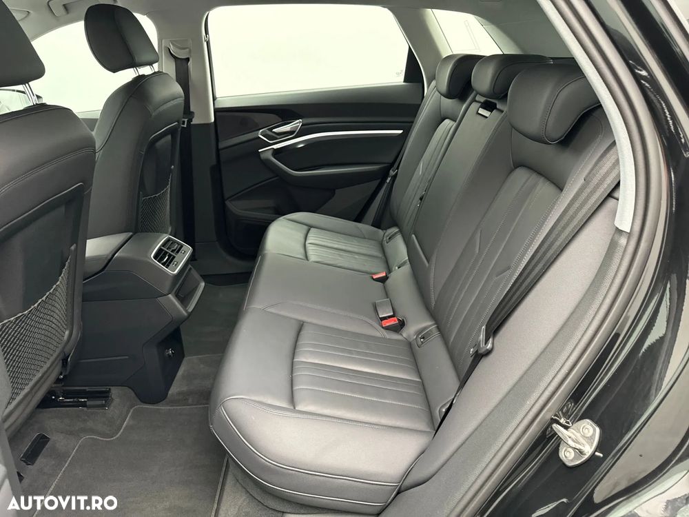 Audi e-tron 50 quattro - 9