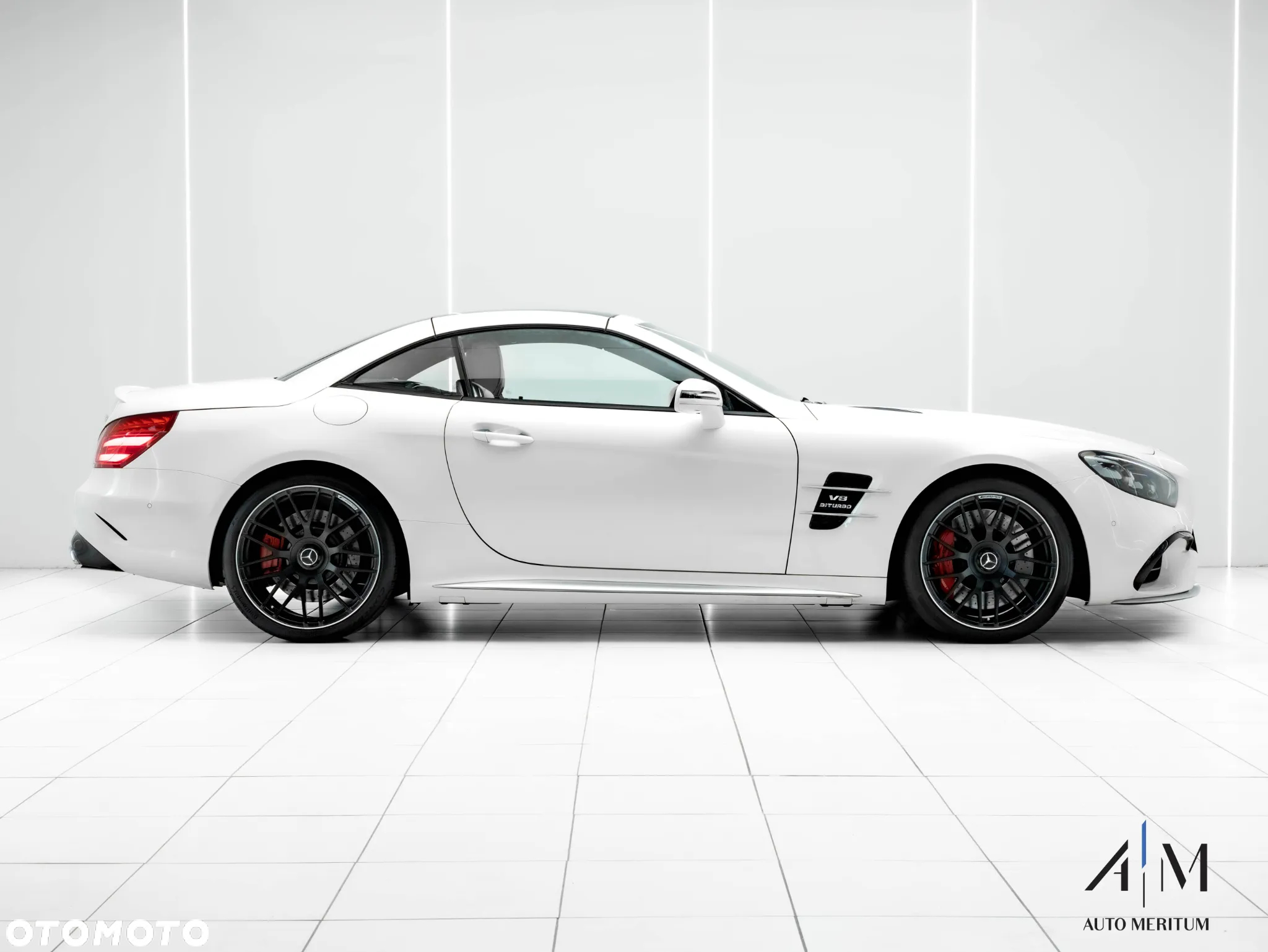 Mercedes-Benz SL 63 AMG - 13