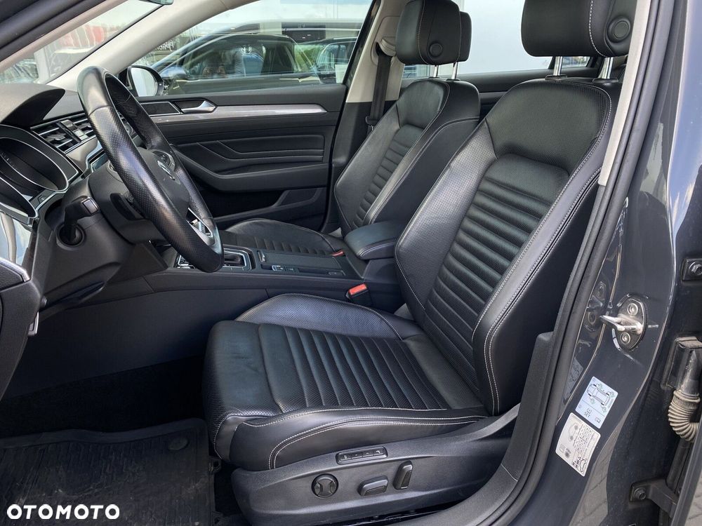 Volkswagen Passat Alltrack 2.0 TSI 4Mot DSG - 12