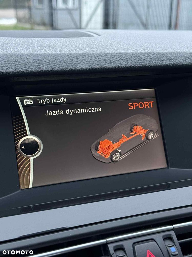 BMW Seria 5 520d Modern Line - 10