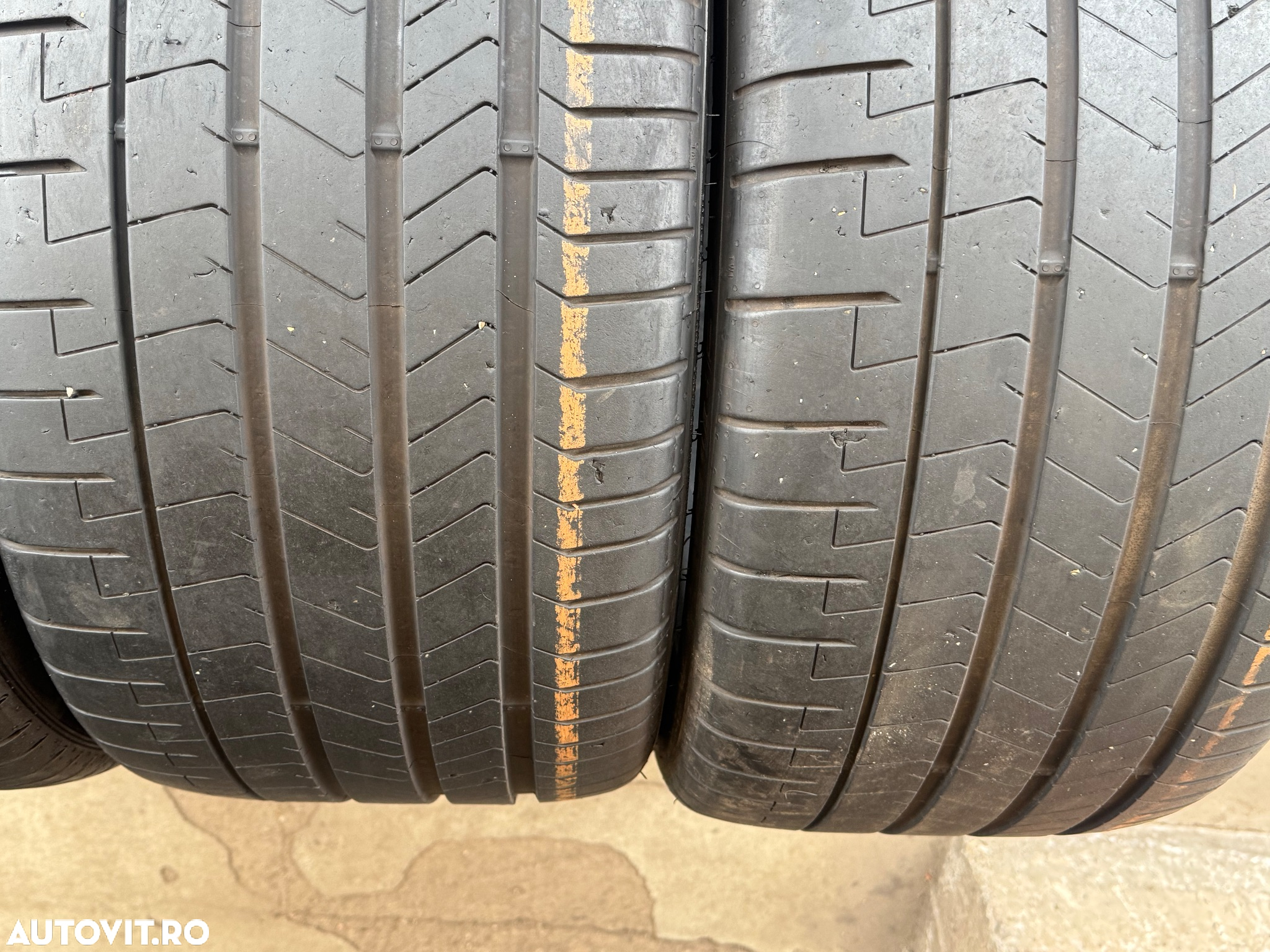 Vând set anvelope 255/35/21-285/30/21 Pirelli de vară ca noi - 2