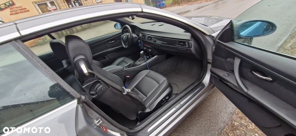BMW Seria 3 320d - 11