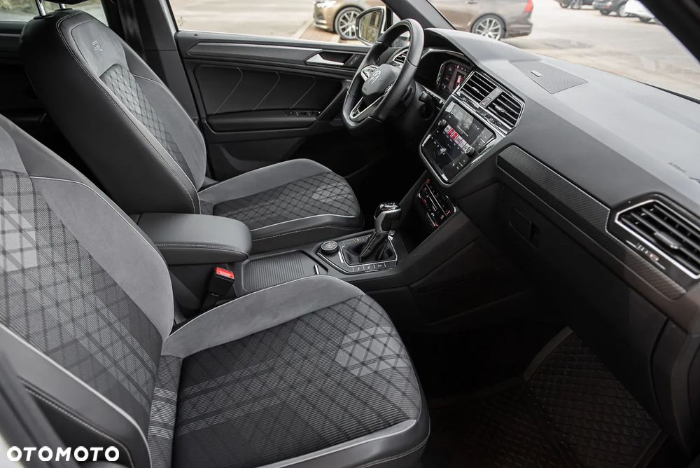 Volkswagen Tiguan 2.0 TDI SCR 4Mot R-Line DSG - 37