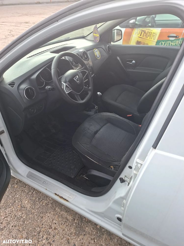 Dacia Logan - 5