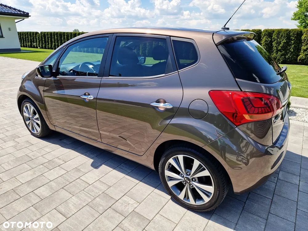Kia Venga 1.6 CVVT Platinum Edition - 6