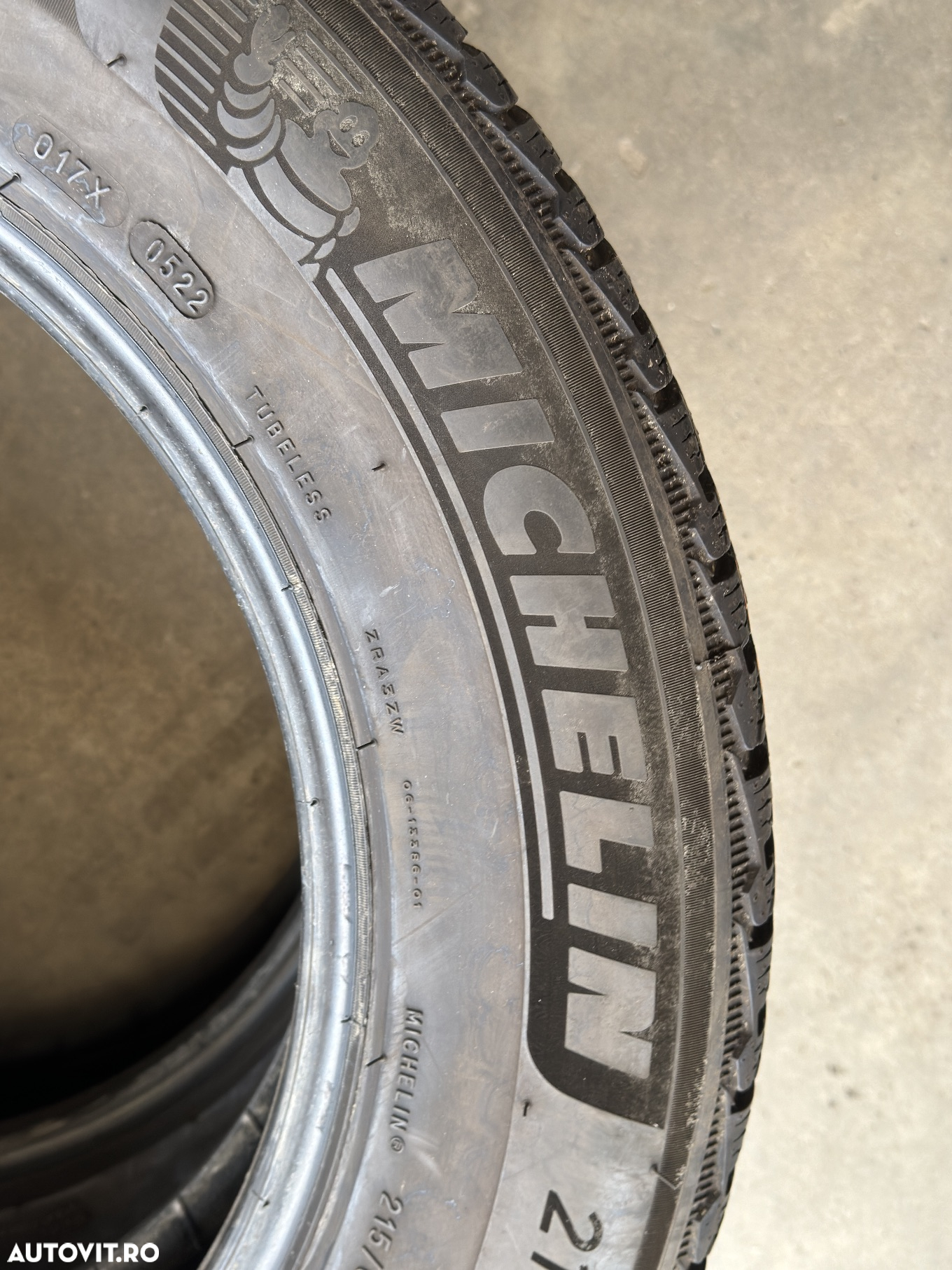 Vând 4 anvelope 215/65/17 michelin de iarnă ca noi - 7