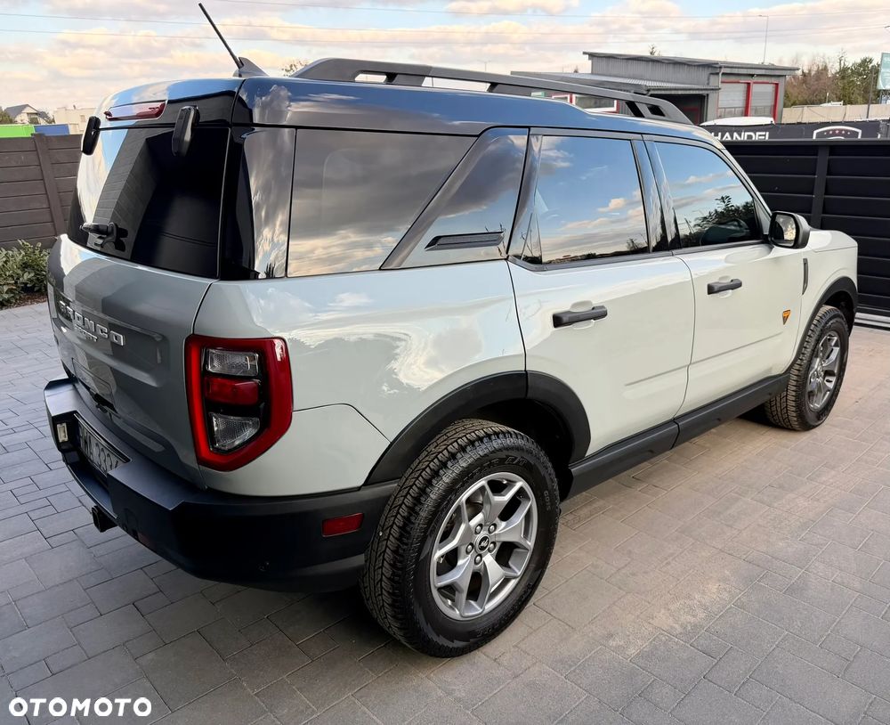 Ford Bronco - 14