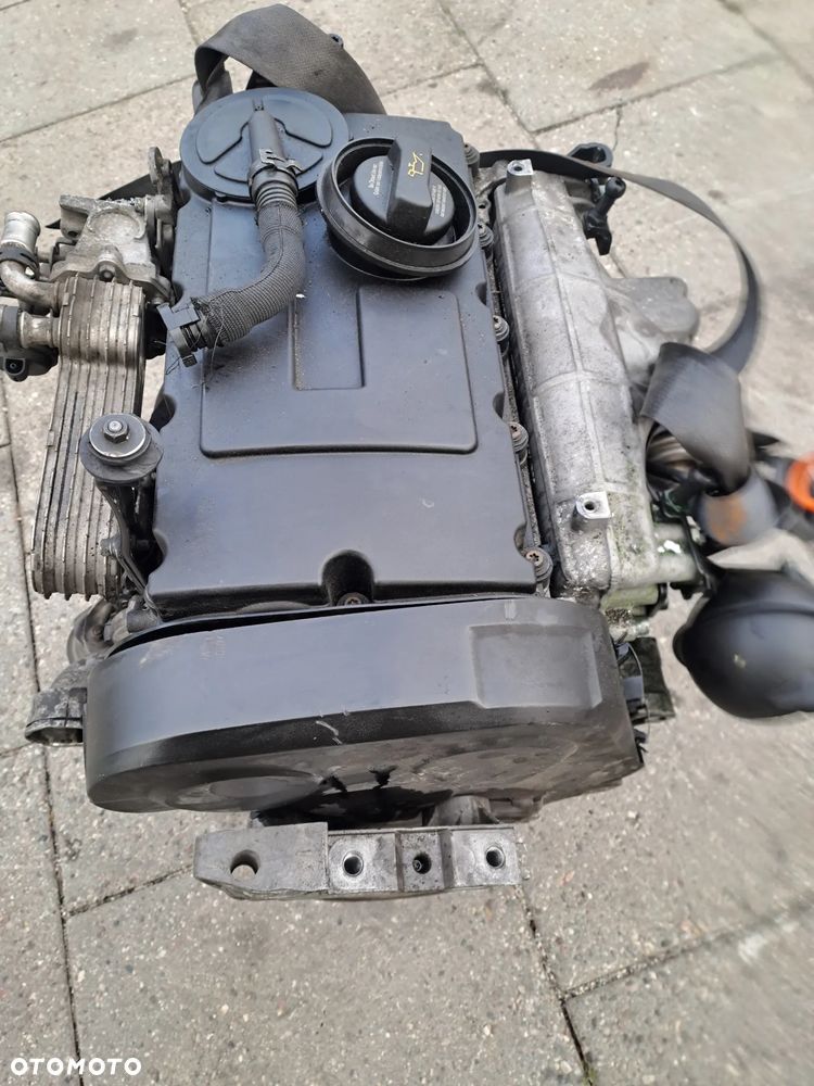 Volkswagen Passat B6 2.0 TDi 16V 140KM silnik kod BKP