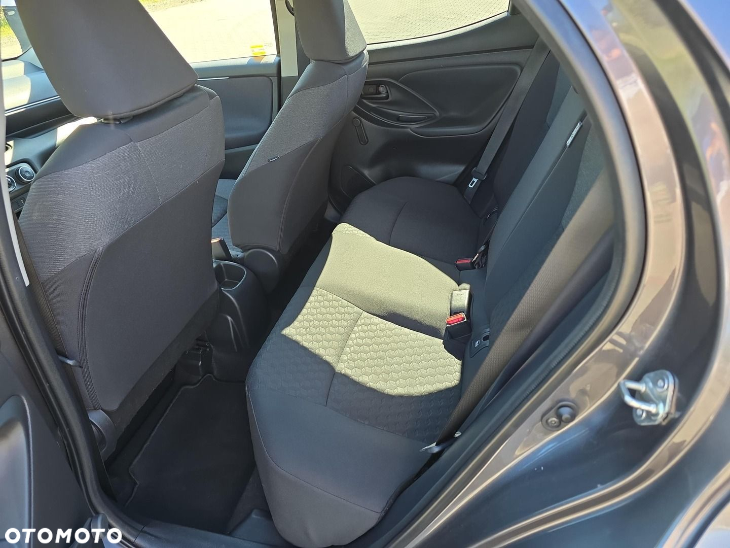 Toyota Yaris - 11