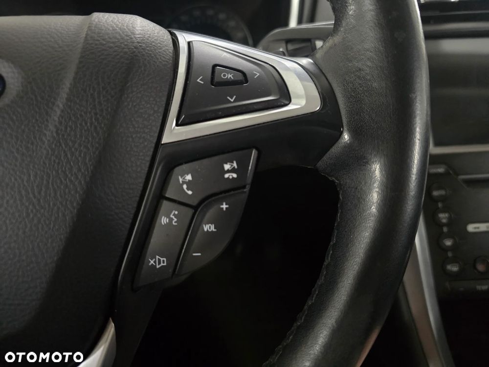 Ford Mondeo - 25