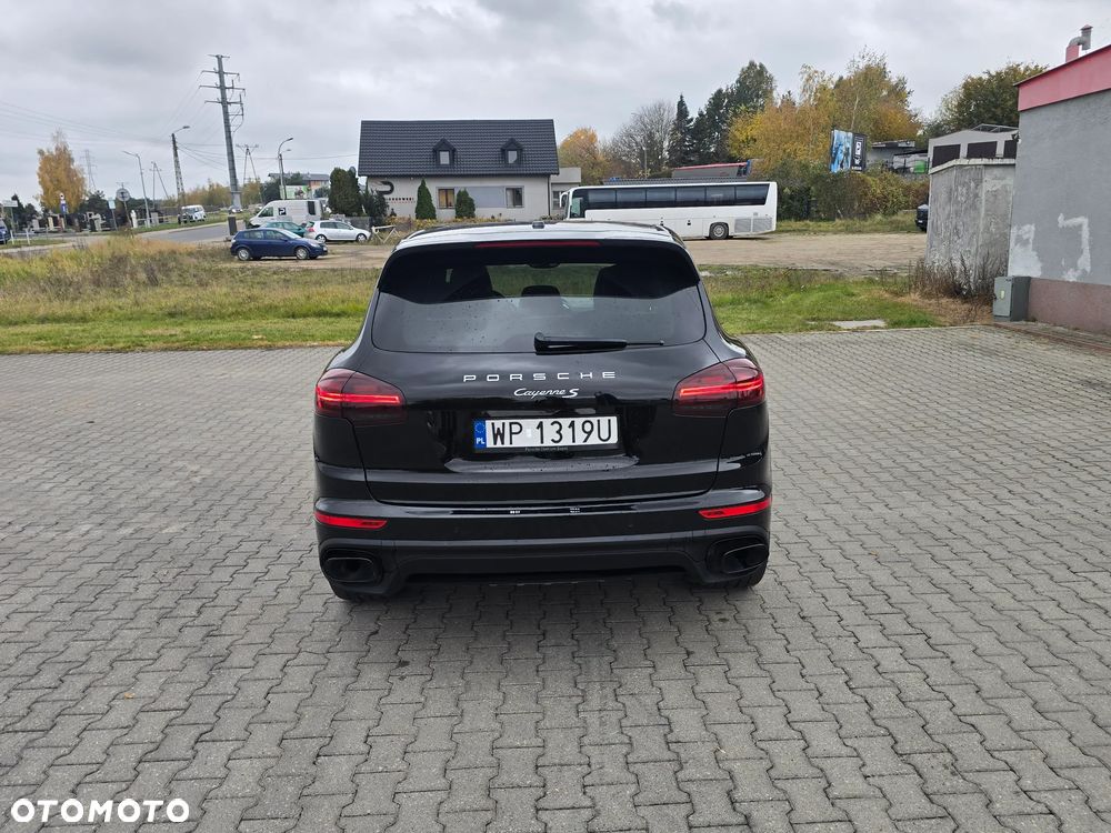 Porsche Cayenne - 7