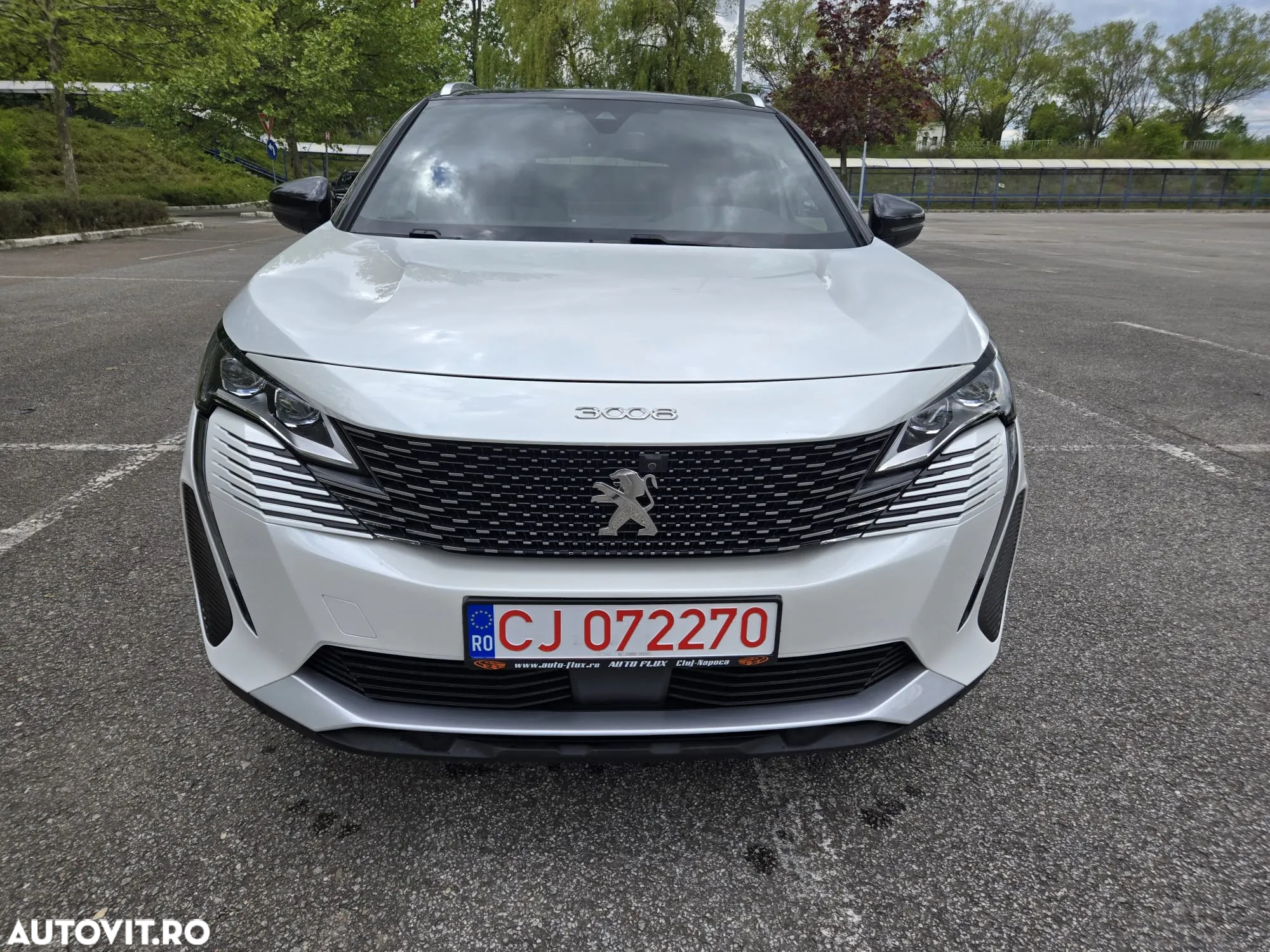Peugeot 3008 Hybrid4 300 e-EAT8 GT Pack - 9