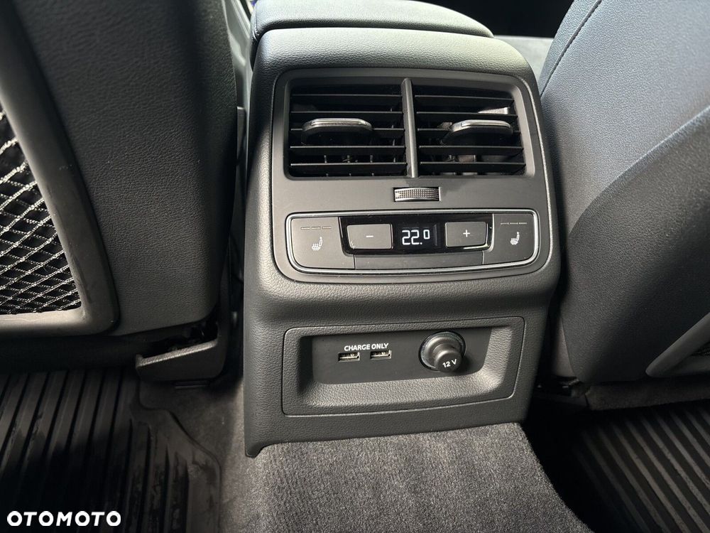 Audi A4 Avant - 32