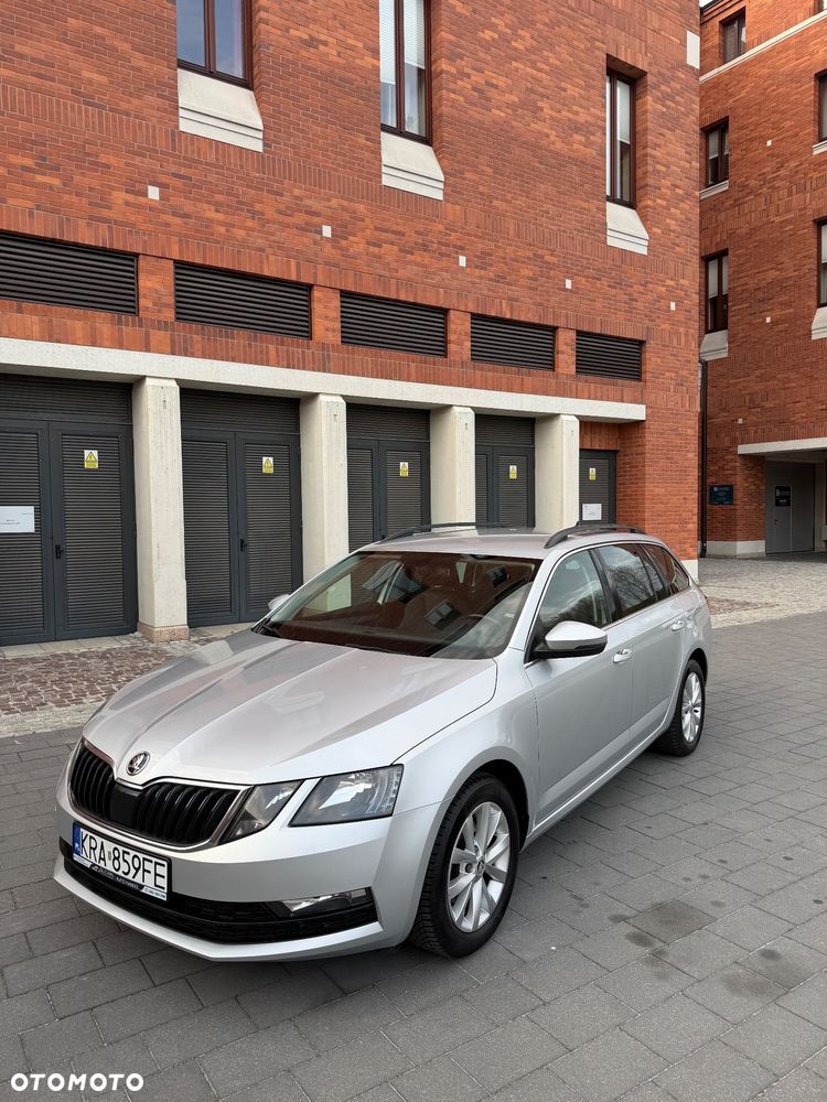 Skoda Octavia 1.5 TSI ACT DSG Ambition - 4