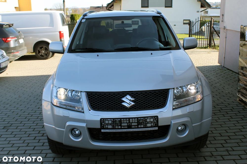 Suzuki Grand Vitara 1.9 DDiS Comfort + DPF - 1