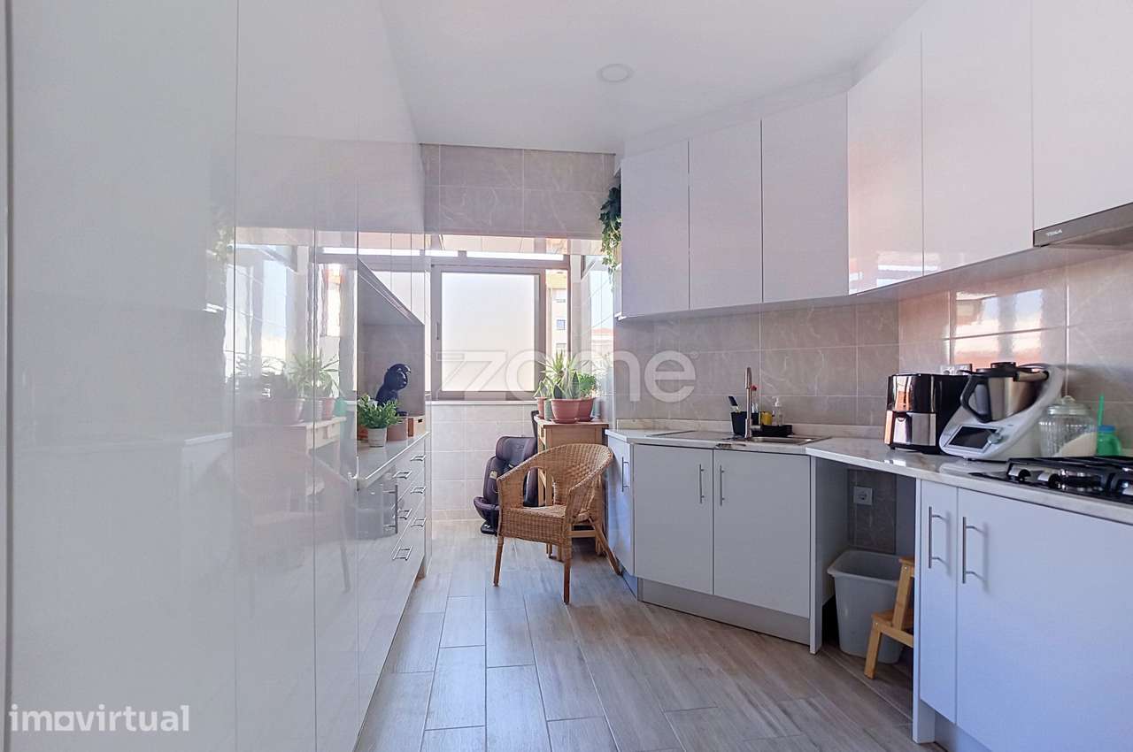 APARTAMENTO T3 | REMODELADO | 5 BICAS - Grande imagem: 2/20
