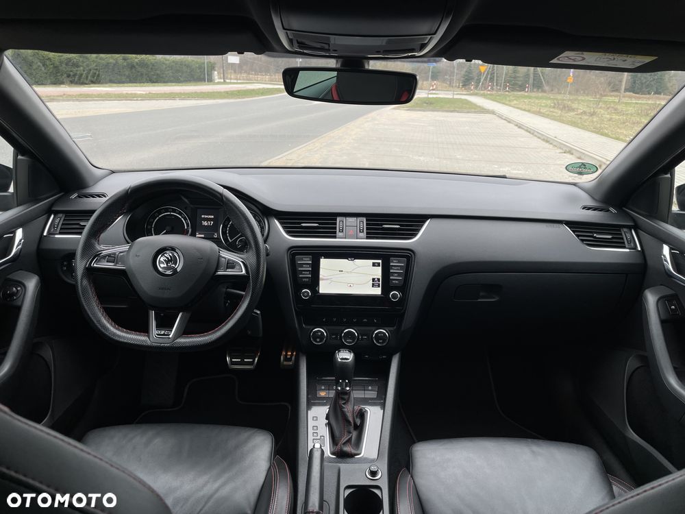 Skoda Octavia 2.0 TDI SCR RS DSG - 9