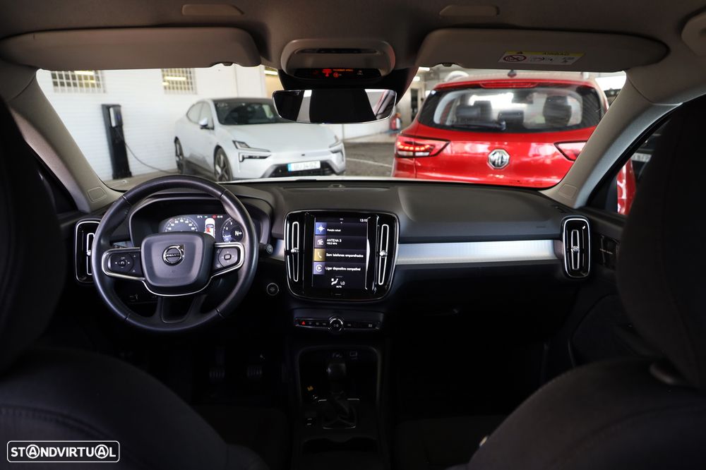 Volvo XC 40 1.5 T3 Momentum - 19