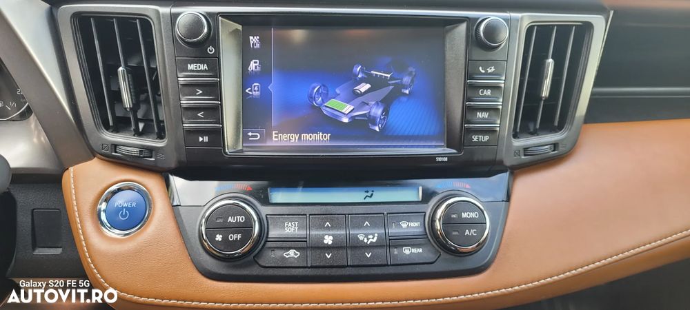 Toyota RAV4 2.5 VVT-i 4x4 Luxury - 24