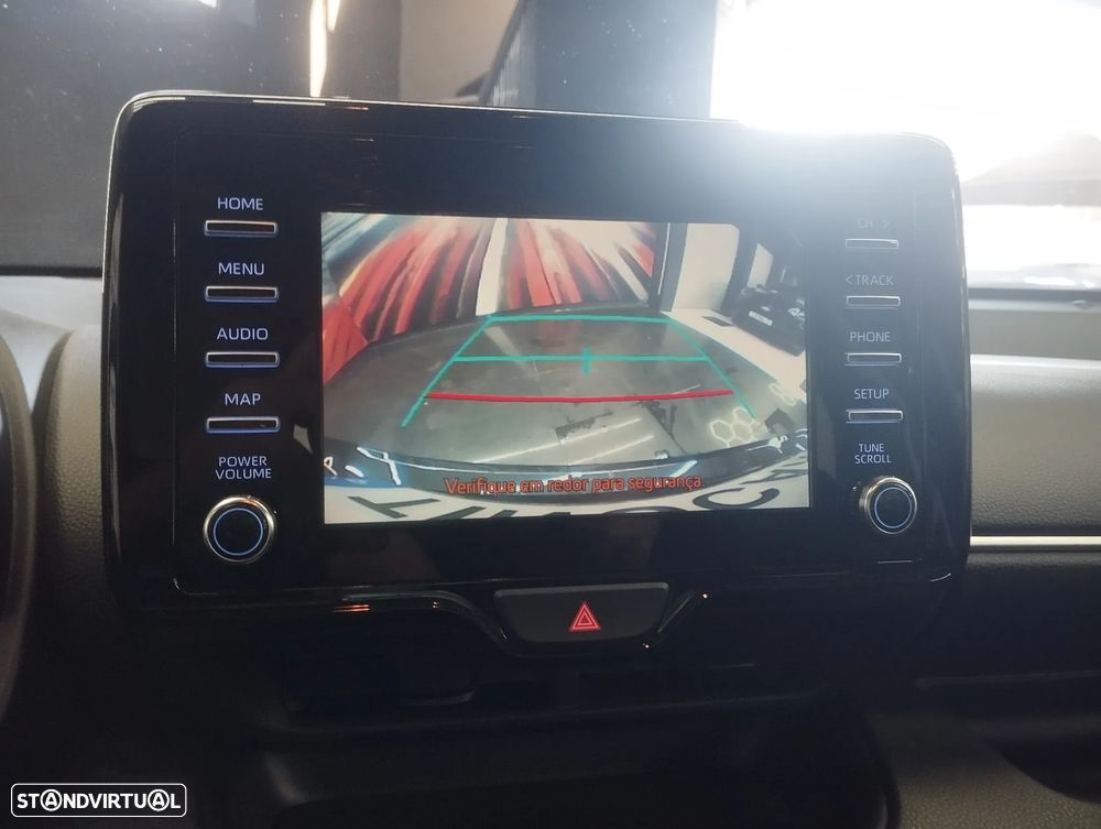 Toyota Yaris 1.5 HDF Comfort - 23