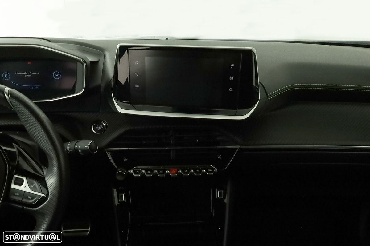 Peugeot e-2008 50 kWh GT - 10