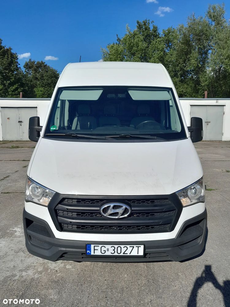 Hyundai H350 - 1