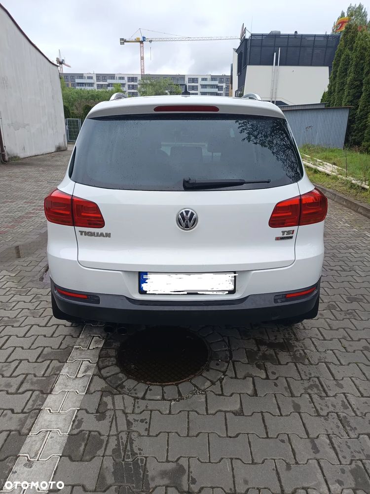 Volkswagen Tiguan - 4